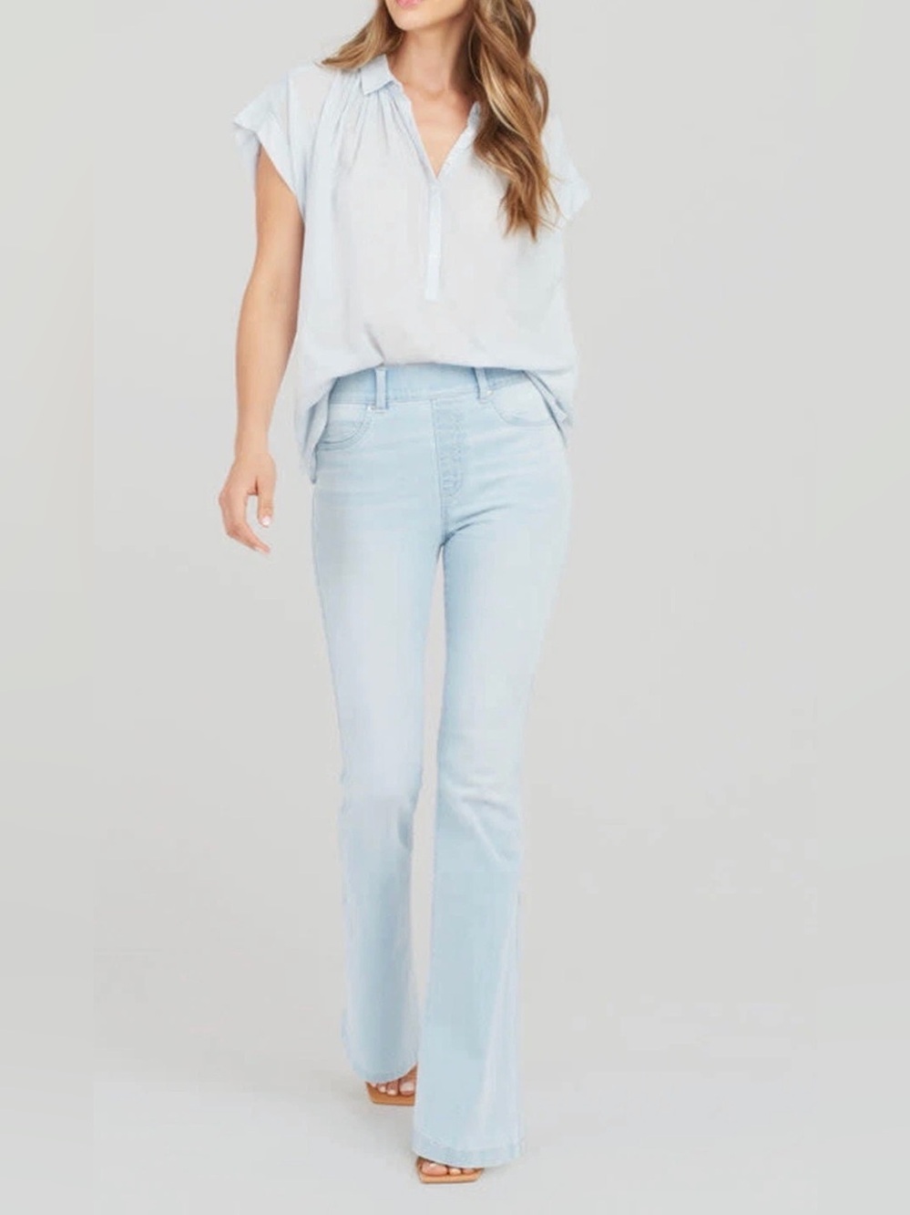 SPANX Pull On Retro Light Blue Flare Jeans for Women S